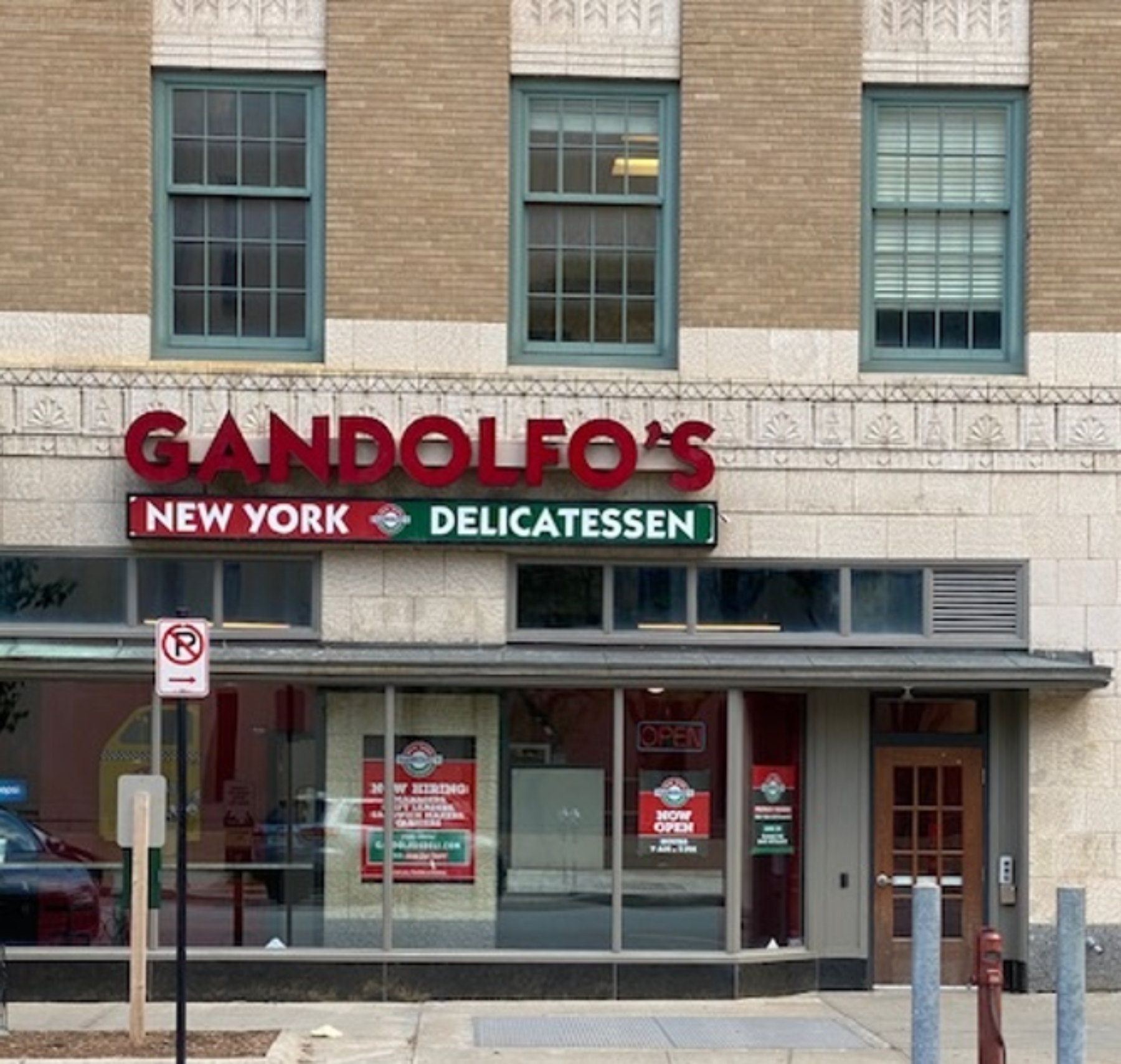 gandolfos-deli-store-front-two